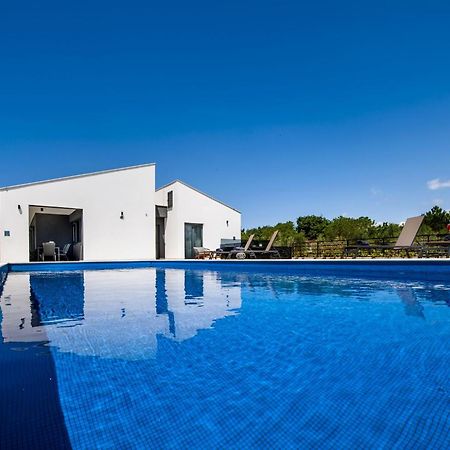 Villa Xo Ровинь Экстерьер фото