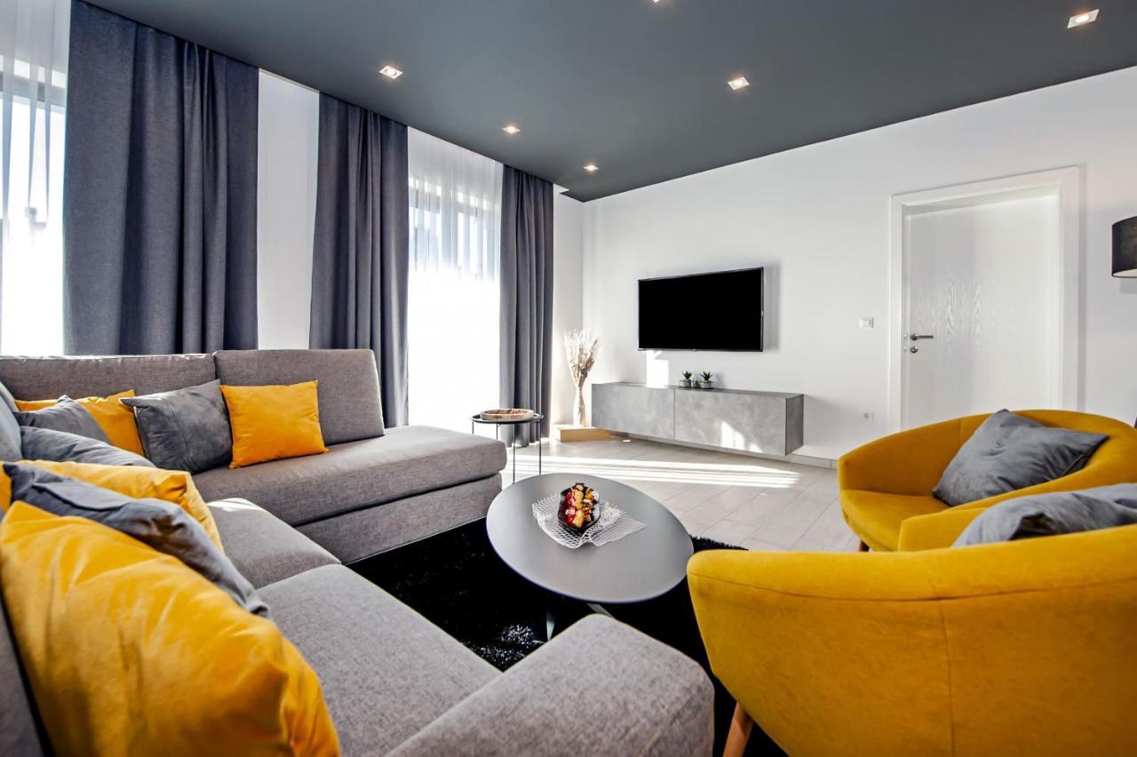 Villa Xo Ровинь Экстерьер фото