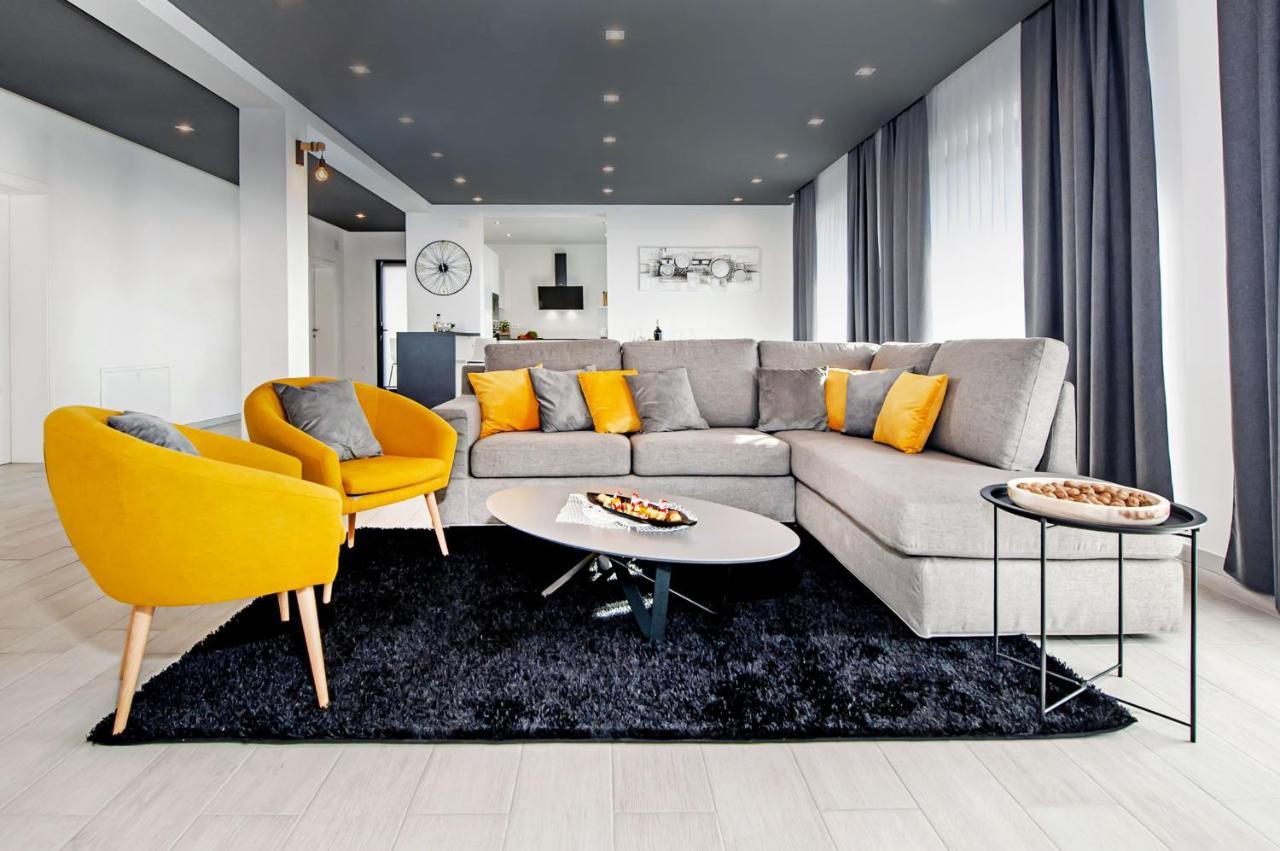 Villa Xo Ровинь Экстерьер фото