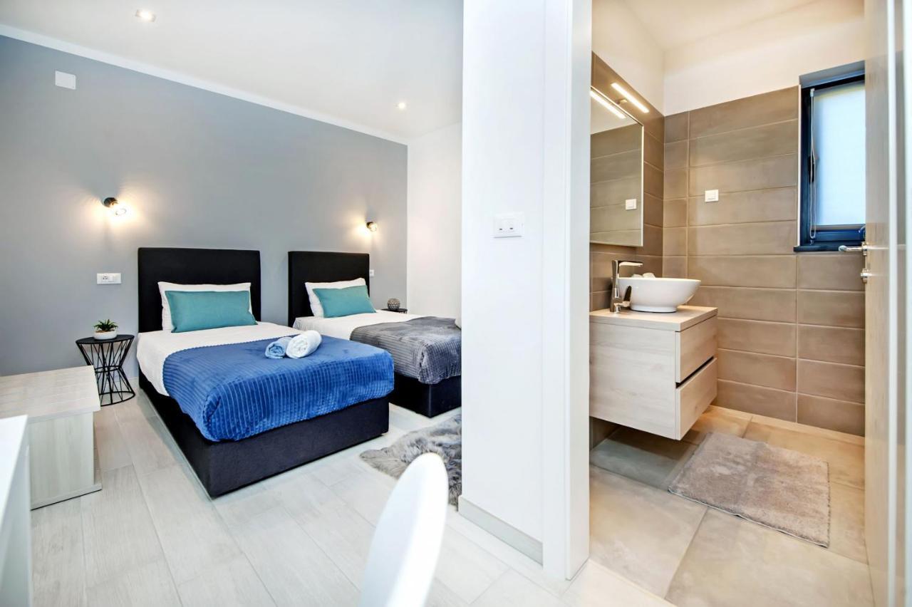 Villa Xo Ровинь Экстерьер фото